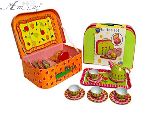 Игрушка Набор Чайный металл на 4 персоны в чемодане 066 Игрушка Набор Чайный металл на 4 персоны в чемодане 066