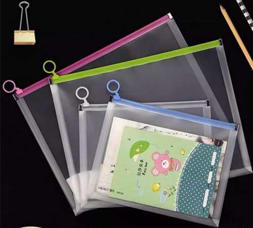 Папка на молнии бегунок А5+  прозрачная  220027