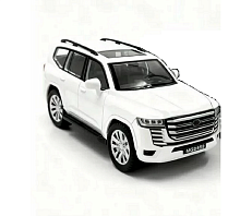 Машинка Toyota Land Cruiser 300 пластік світло і звук 19см 13816