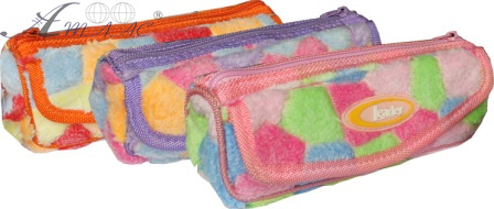 Пенал шкільний Leader, хутро 939008, 126-83