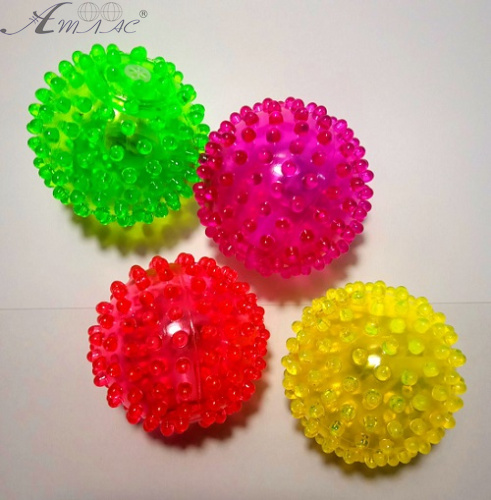 Игрушка Мячик 6 см с шипами массажный, светится  04609