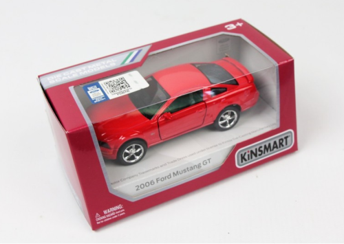 Машинка Kinsmart Ford Mustang GT спорт 2006 год KT5091W* фото 2 Машинка Kinsmart Ford Mustang GT спорт 2006 год KT5091W* фото 2