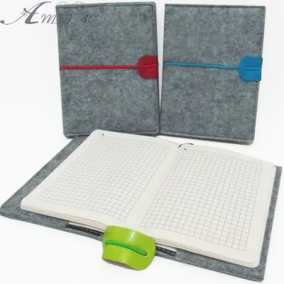 Блокнот на гумці JO Войлок # 110 х 150 мм 80 л 220A6 Блокнот на гумці JO Войлок # 110 х 150 мм 80 л 220A6