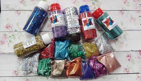 Использование декоративных блесток