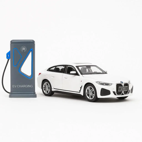 Машинка Автопром BMW i4 M50 Белая электро, свет звук 14см 68714 Машинка Автопром BMW i4 M50 Белая электро, свет звук 14см 68714