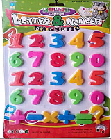 Магніти Цифри та знаки у блістері 21 х 14см  8302