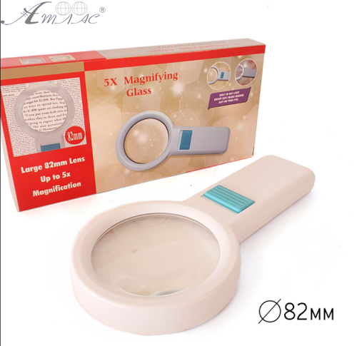 Лупа 88 мм х 5 разів з підсвічуванням чорна ручка 383100 Лупа 88 мм х 5 разів з підсвічуванням чорна ручка 383100