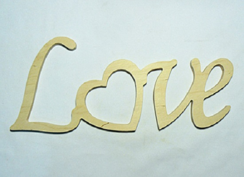 Деревянное Слово "LOVE" с сердцем 0464 Деревянное Слово "LOVE" с сердцем 0464